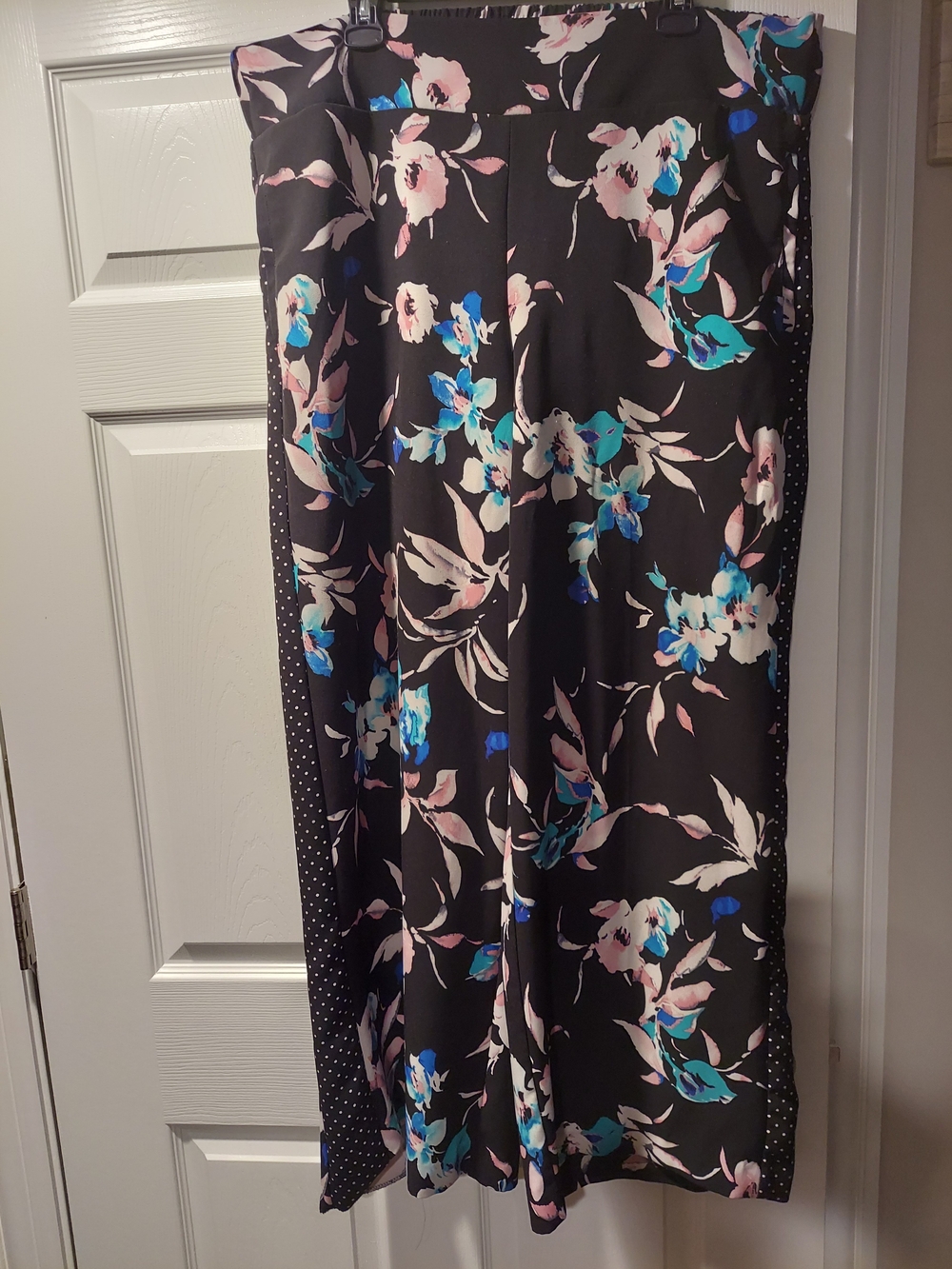 Lane Bryant Black Wide-Leg Pants with Pink and Blue Floral Print
